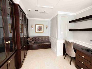 Ciputra world 2, Residence Tower