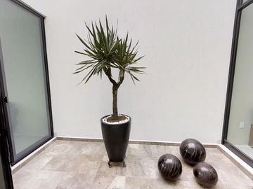 casa en venta en privada por bosques de las flores pozos Zona Industrial Slp