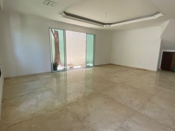 ARRIENDO CASA GRANDE CON PISCINA INTERNA EN RIOMAR