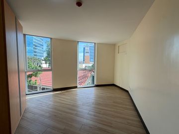 Rent to Own 2 Bedroom Condo For Sale in Venice Luxury Residences Tower Fiorenzo McKinley Hill Taguig