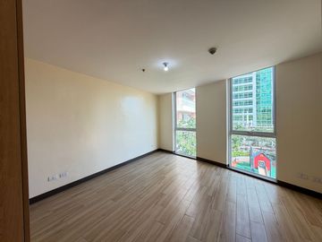 Rent to Own 2 Bedroom Condo For Sale in Venice Luxury Residences Tower Fiorenzo McKinley Hill Taguig
