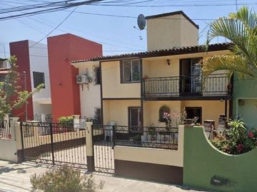 Casa en venta en Carlos Jongitud Barrios, Fluvial Vallarta, Puerto Vallarta, Jalisco