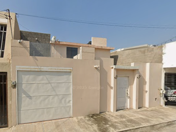 CASA EN CIUDAD MADERO TAMAULIPAS, MUY AMPLIA, ACABADOS DE LUJO, CUENTA CON TODOS LOS SERVICIOS Y AMENIDADES