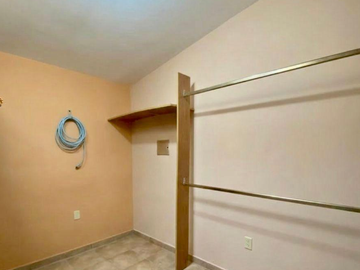 CASA EN CIUDAD MADERO TAMAULIPAS, MUY AMPLIA, ACABADOS DE LUJO, CUENTA CON TODOS LOS SERVICIOS Y AMENIDADES