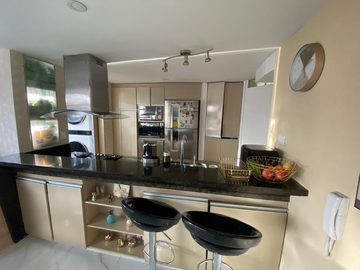 VENTA APARTAMENTO DUPLEX en NIZA, Amplios espacios en una ubicación privilegiada