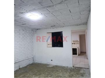1191669 - Casa De 160M Al Lado De Parque A 6 Cdras De Panamericana Norte