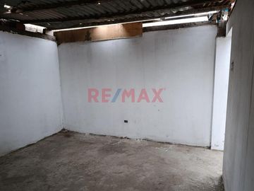 1191669 - Casa De 160M Al Lado De Parque A 6 Cdras De Panamericana Norte