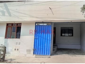 1191669 - Casa De 160M Al Lado De Parque A 6 Cdras De Panamericana Norte