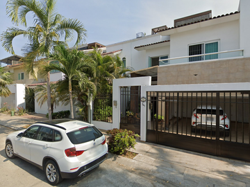 Casa en venta en Rio Cutzmala, Fluvial Vallarta, Puerto Vallarta, Jalisco