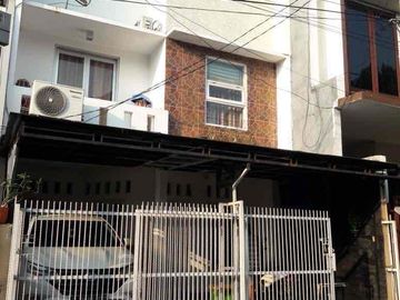 Dijual Rumah Full Furnished Bintaro Jakarta Selatan, Dekat Pondok Indah Mall