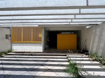 CASA VENTA RENTA LADRON DE GUEVARA PARA OFICINAS