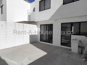 CASA EN RENTA EN ZAKIA