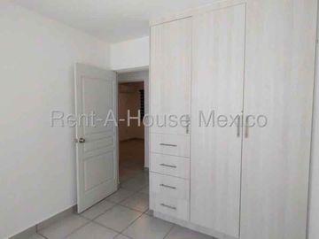 CASA EN RENTA EN ZAKIA