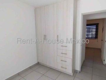 CASA EN RENTA EN ZAKIA