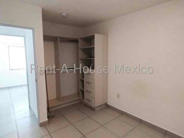 CASA EN RENTA EN ZAKIA