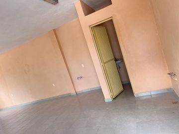 Local Comercial en Renta en Av. Revolucion, Queretaro