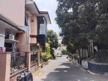 JOGJA LAGI PECAH

Rumah 2 Lantai Minimalis Modern di Sleman...
Harga Pasarnya Sudah DI ATAS Rp1 MILIAR

Tapi sekarang cuma Rp 650 JUTA SAJA