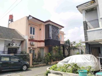 JOGJA LAGI PECAH

Rumah 2 Lantai Minimalis Modern di Sleman...
Harga Pasarnya Sudah DI ATAS Rp1 MILIAR

Tapi sekarang cuma Rp 650 JUTA SAJA