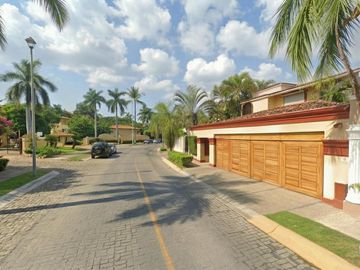 Casa en venta en C. Pelícanos, Marina Vallarta, Puerto Vallarta, Jalisco
