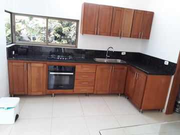 CASA CAMPESTRE CON PISCINA EN LA MESA, LISTA PRA GGENERAR INGRESOS POR AIRBNB