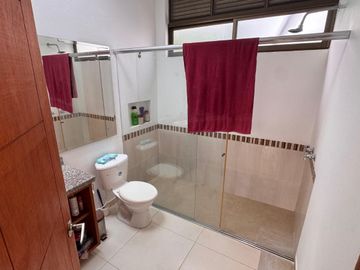 CASA CAMPESTRE CON PISCINA EN LA MESA, LISTA PRA GGENERAR INGRESOS POR AIRBNB