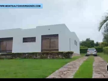CASA CAMPESTRE CON PISCINA EN LA MESA, LISTA PRA GGENERAR INGRESOS POR AIRBNB