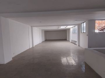 LOCAL COMERCIAL EN ARRIENDO SECTOR ARANJUEZ