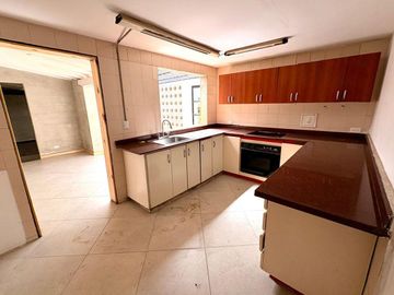 Casa Comercial  en Arriendo en Castropol, Poblado Medellin Antioquia