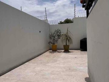 Casa en VENTA en Lombardía.
