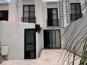 Casa en VENTA en Lombardía.