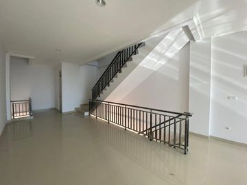 Dijual Termurah Ruko Pik Golf Island 4Lt 240M2 At Jakarta Utara