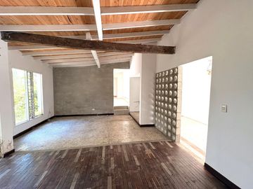 Casa Comercial  en Venta en Castropol, Poblado Medellín Antioquia