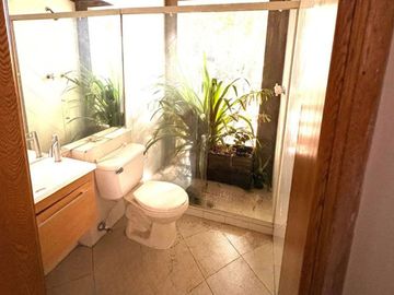 Casa Comercial  en Venta en Castropol, Poblado Medellín Antioquia