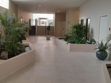 Alquiler de Departamento con Cochera y Deposito