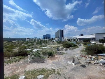 Ofinica amueblada de 29m2 en renta en Level, Antea, Querétaro