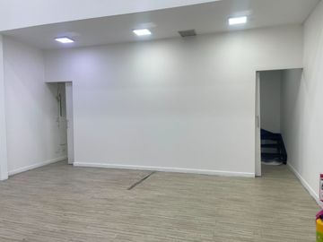 Local en Arriendo en Barrio Colombia, Poblado Medellín Antioquia
