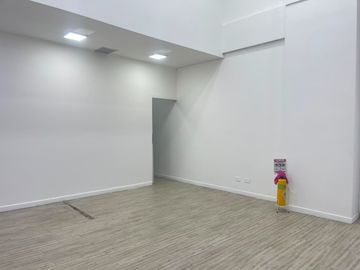 Local en Arriendo en Barrio Colombia, Poblado Medellín Antioquia