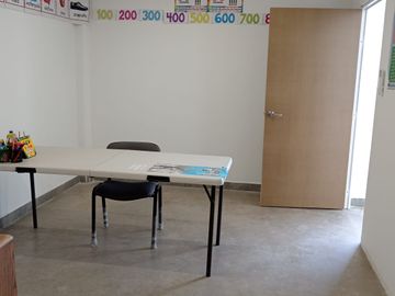 SE RENTA LOCAL COMERCIAL PARA OFICINA COLONIA EL LLANO