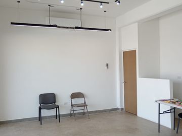SE RENTA LOCAL COMERCIAL PARA OFICINA COLONIA EL LLANO