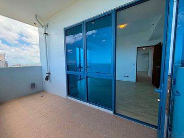 All in! 38 Park Avenue 2BR Corner 86sqm Maids Cebu IT Park