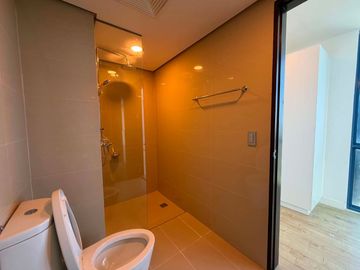 All in! 38 Park Avenue 2BR Corner 86sqm Maids Cebu IT Park