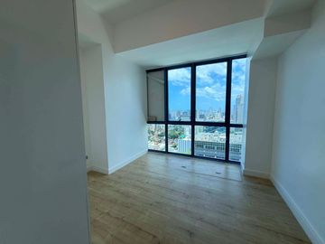 All in! 38 Park Avenue 2BR Corner 86sqm Maids Cebu IT Park