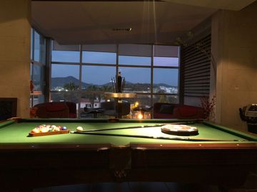 VENTA DE CASA CON ALBERCA VIVE EN LAS ALTURAS DE REAL DE JURIQUILLA