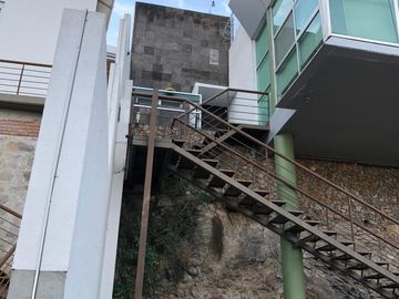 VENTA DE CASA CON ALBERCA VIVE EN LAS ALTURAS DE REAL DE JURIQUILLA