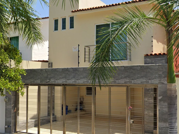 Casa en venta en Río Rhin, Fluvial Vallarta, Puerto Vallarta, Jalisco