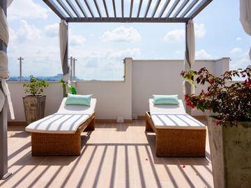 Extraordinario apartamento en Amaru con 3 alcobas y vista a las montañas . Maraya. Av 30 de Agosto. Pereira - Colombia.