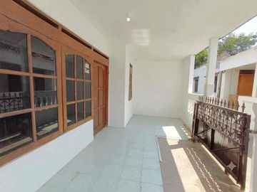Rumah Bagus Dekat Stasiun Purwosari Solo Kota