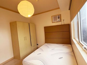SOUTH OF MARKET 2 Bedroom Unit For Rent, BGC Taguig CIty