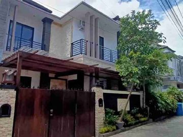 JUAL RUMAH SIAP HUNI JLN PADANG LUWIH DALUNG DEKAT GATOT SUBROTO BARAT