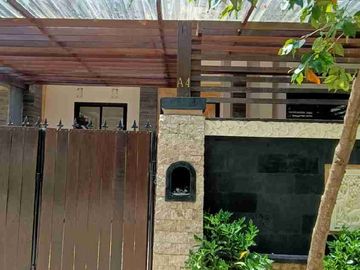 JUAL RUMAH SIAP HUNI JLN PADANG LUWIH DALUNG DEKAT GATOT SUBROTO BARAT